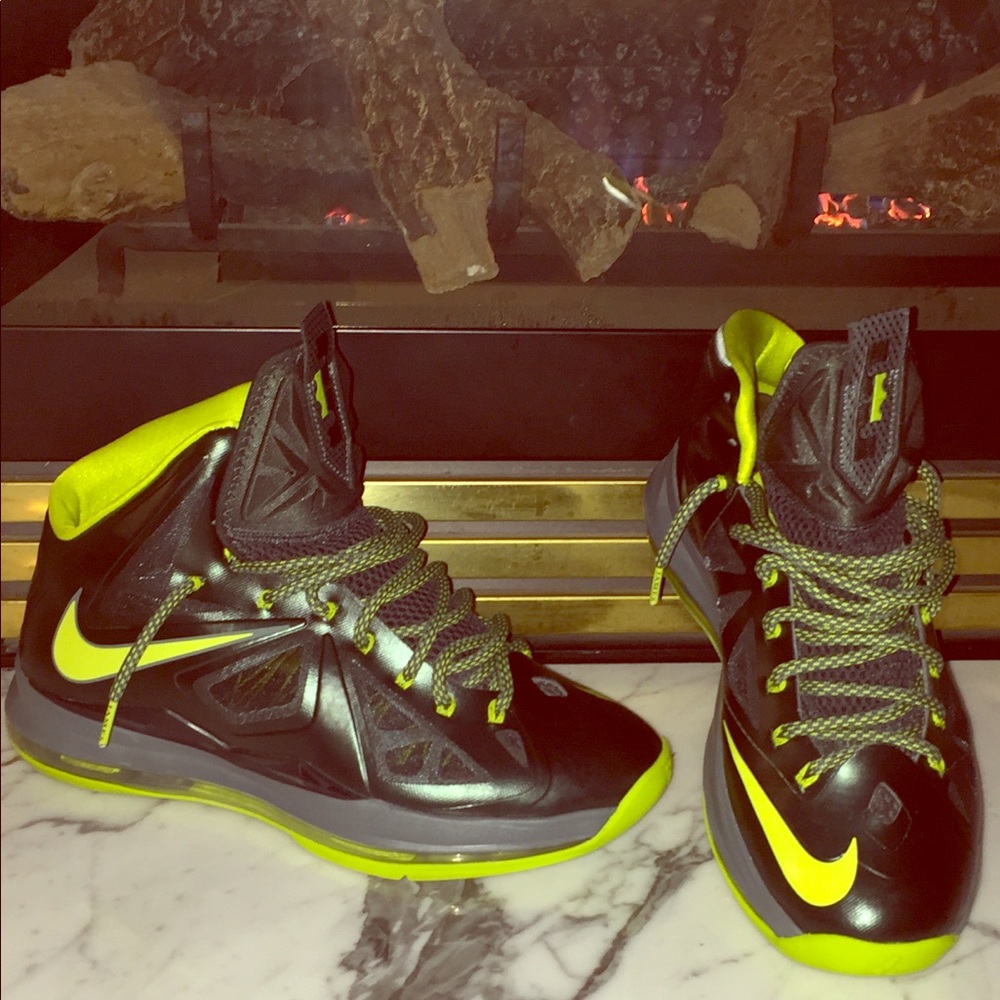 King James FlyWire